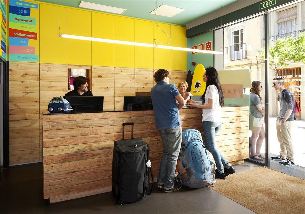 Amistat Beach Hostel Barcelona Bagian luar foto