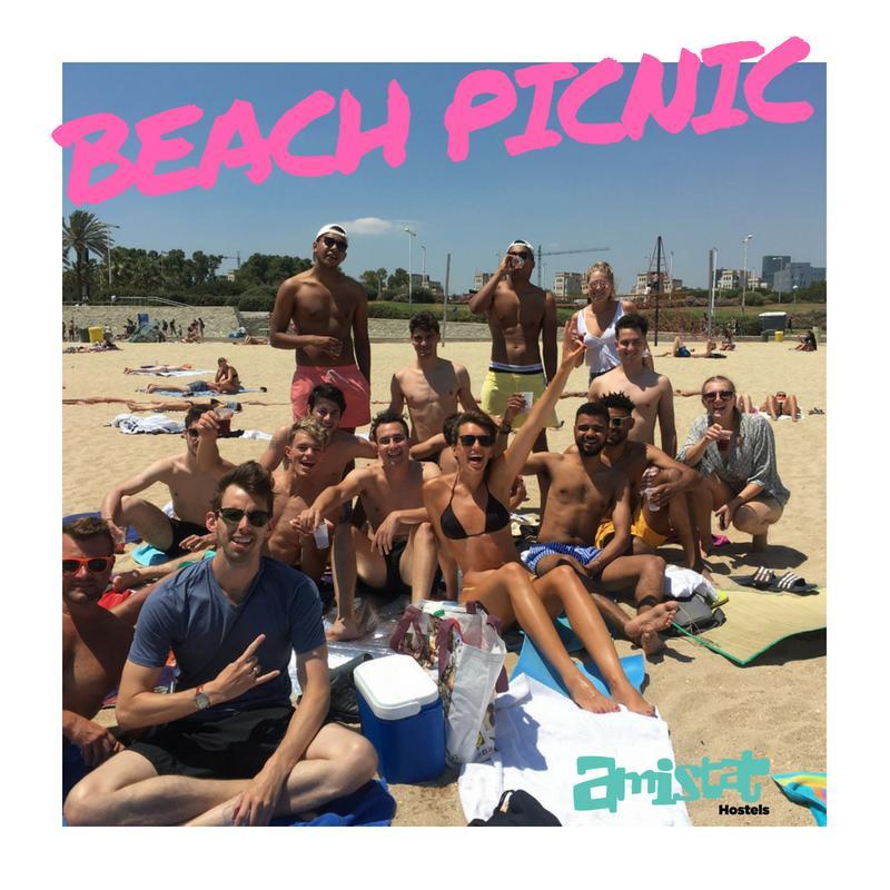Amistat Beach Hostel Barcelona Bagian luar foto